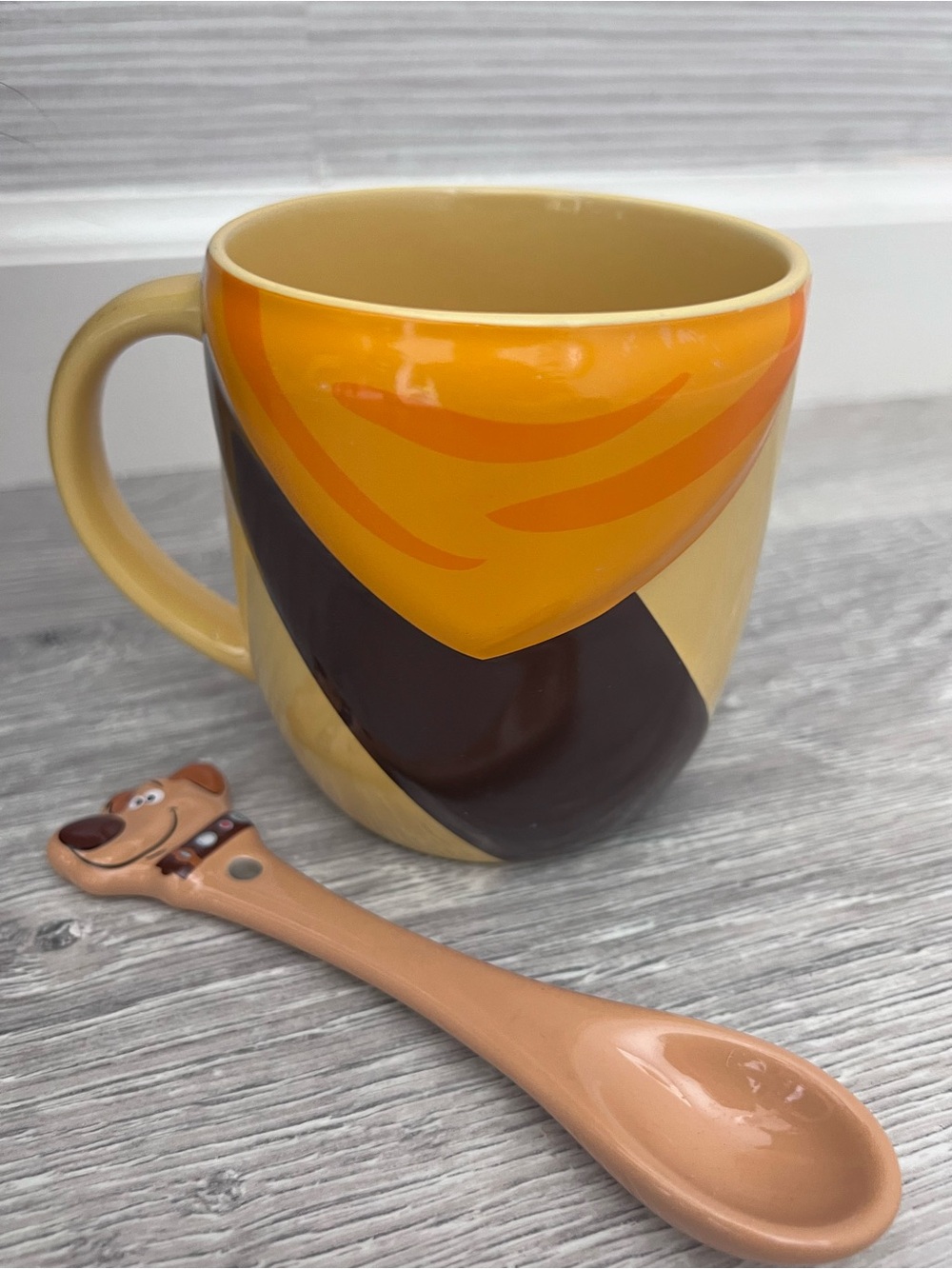 Disney “Up” Yellow Scout Badge Ceramic Mug with Character Spoon - Picture 4 of 11